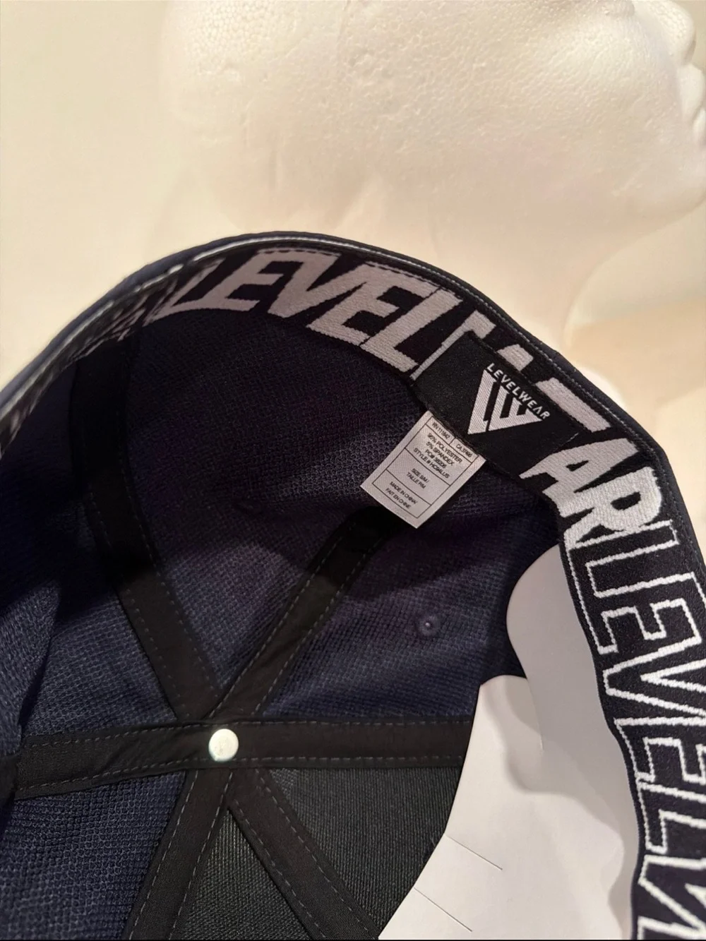 Montreal Canadeins Flex Fit Hat. Size Small/ Medium (NWTS)